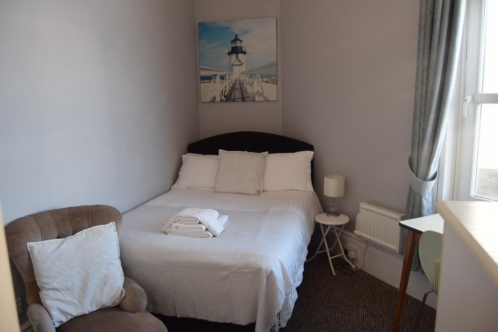 Bed and Breakfast The Blenheim Dawlish Zewnętrze zdjęcie